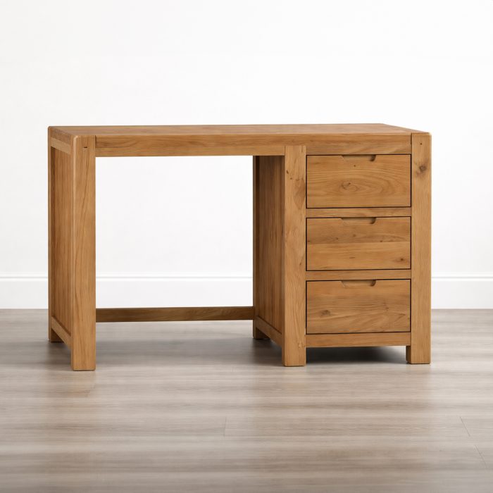 Loxley Desk 1800x1800