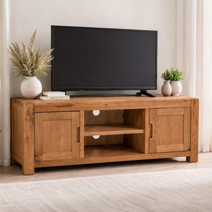 lovley large tv unit