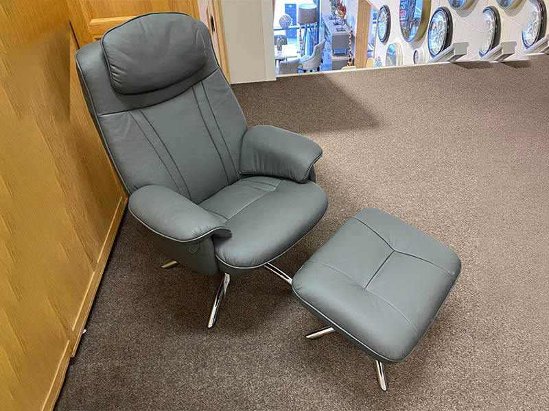 Relaxer Leather Chair