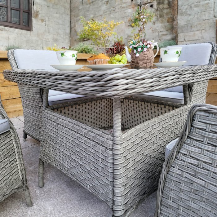 Clumber Square Dining Table And 4 Chairs Clumber Square Dining Table And 4 Chairs