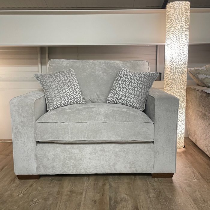 love chair example 3 love chair example 3