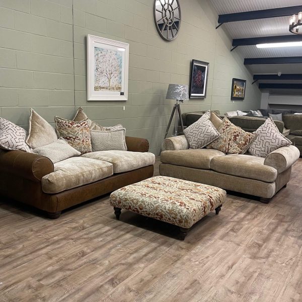Kingstone Fabric Suite Clearance Set
