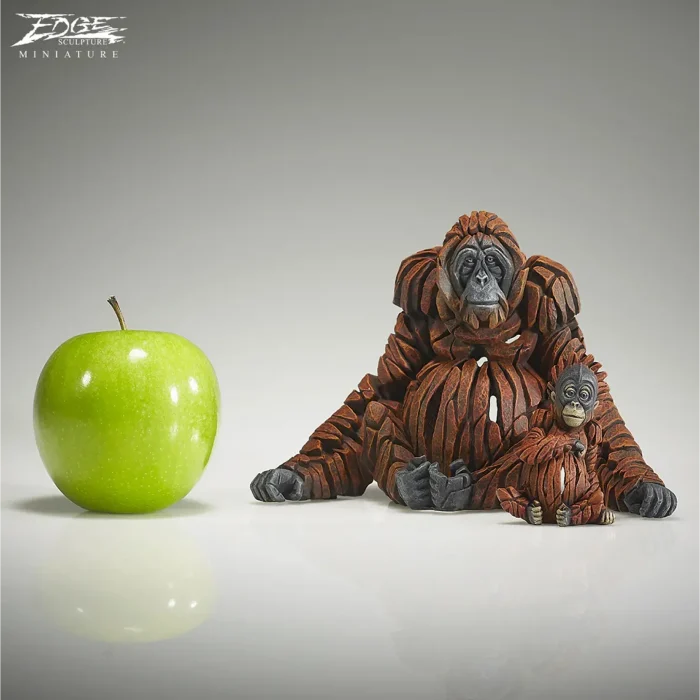 Orangutan and Baby Miniature8 Orangutan and Baby Miniature8