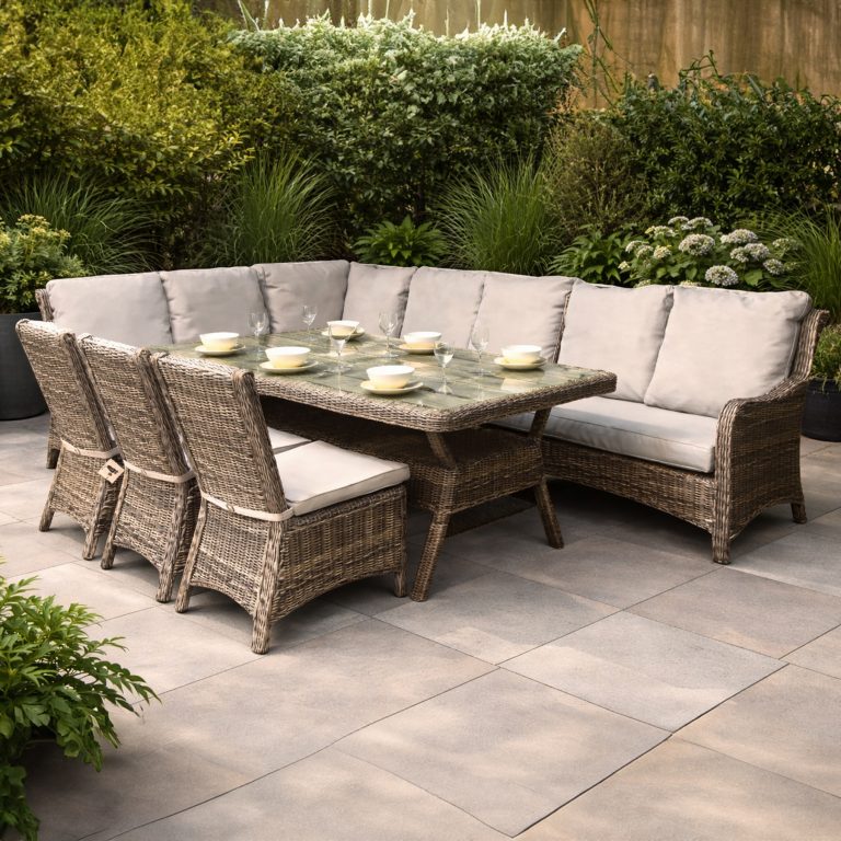 Spotlight on the Chatsworth Large 10 Seater Corner Sofa Dining Set